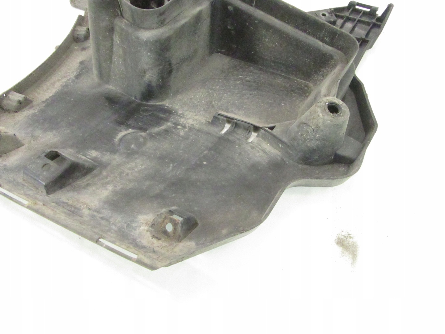 console bracket holder bumper bracket right rear part BMW F11 KOMBI
