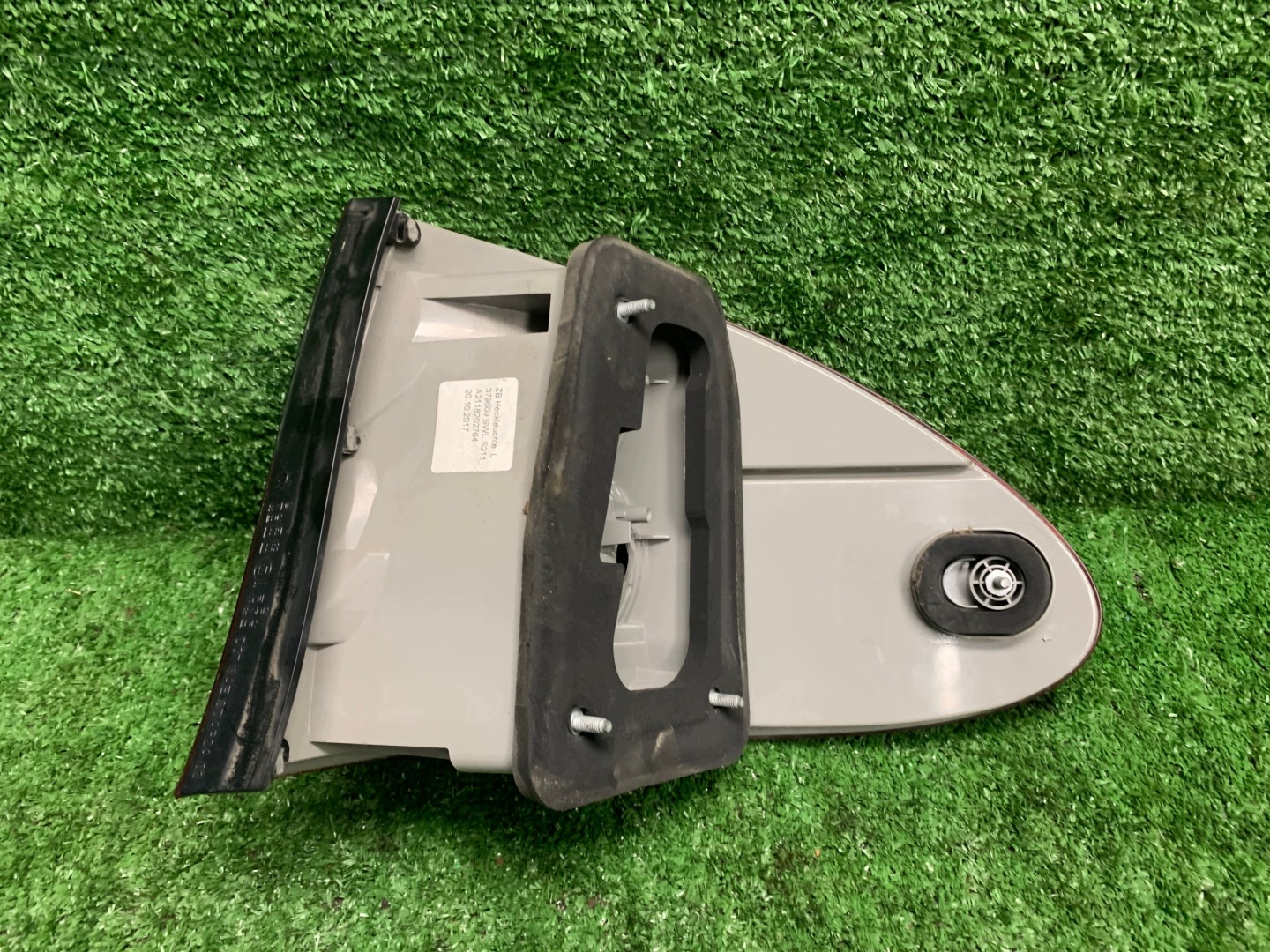 light rear left MERCEDES E W211 LIFT W211 A2118202764