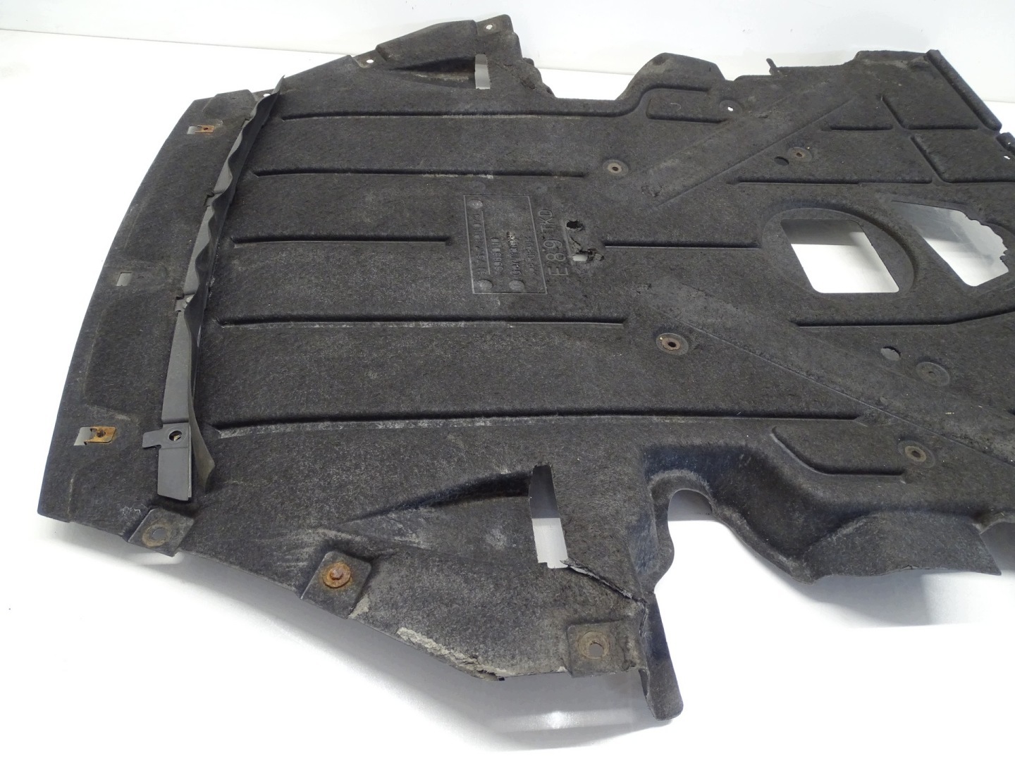 cover lower of the engine chassis BMW Z4 E89 7191073