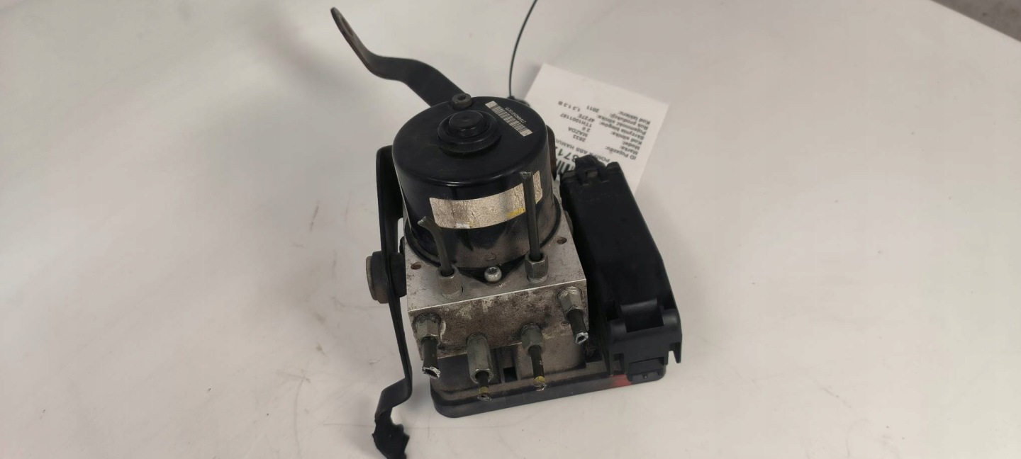 pump ABS brake DP74-437A0-B MAZDA 2 II DE