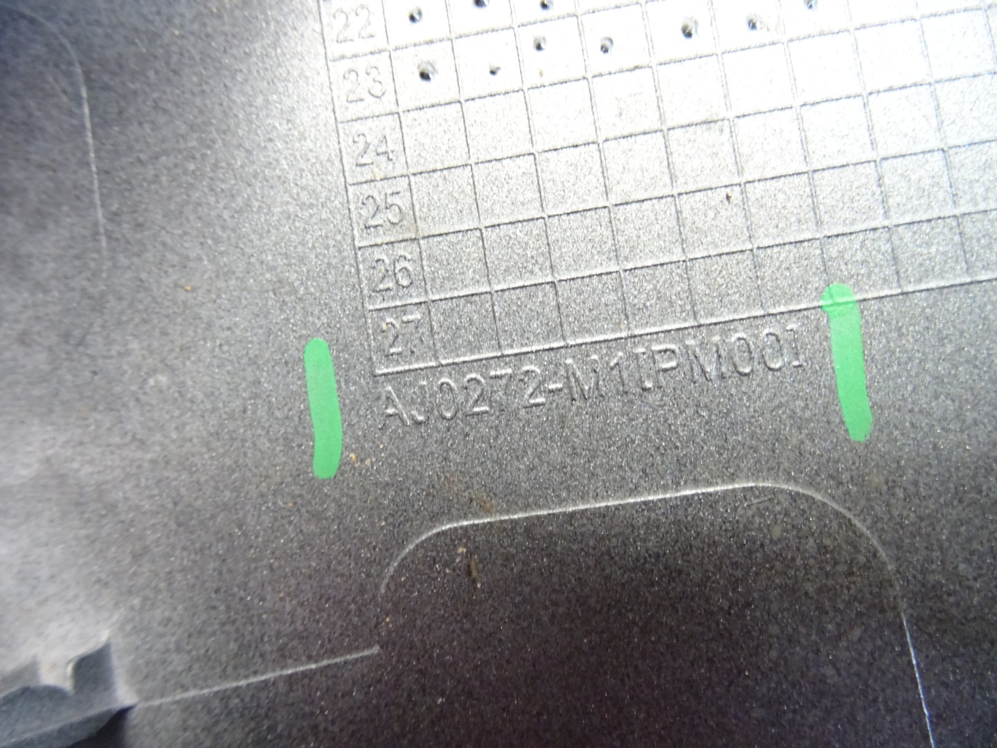cap bonnet boot rear part KIA SPORTAGE V 87311-R2000