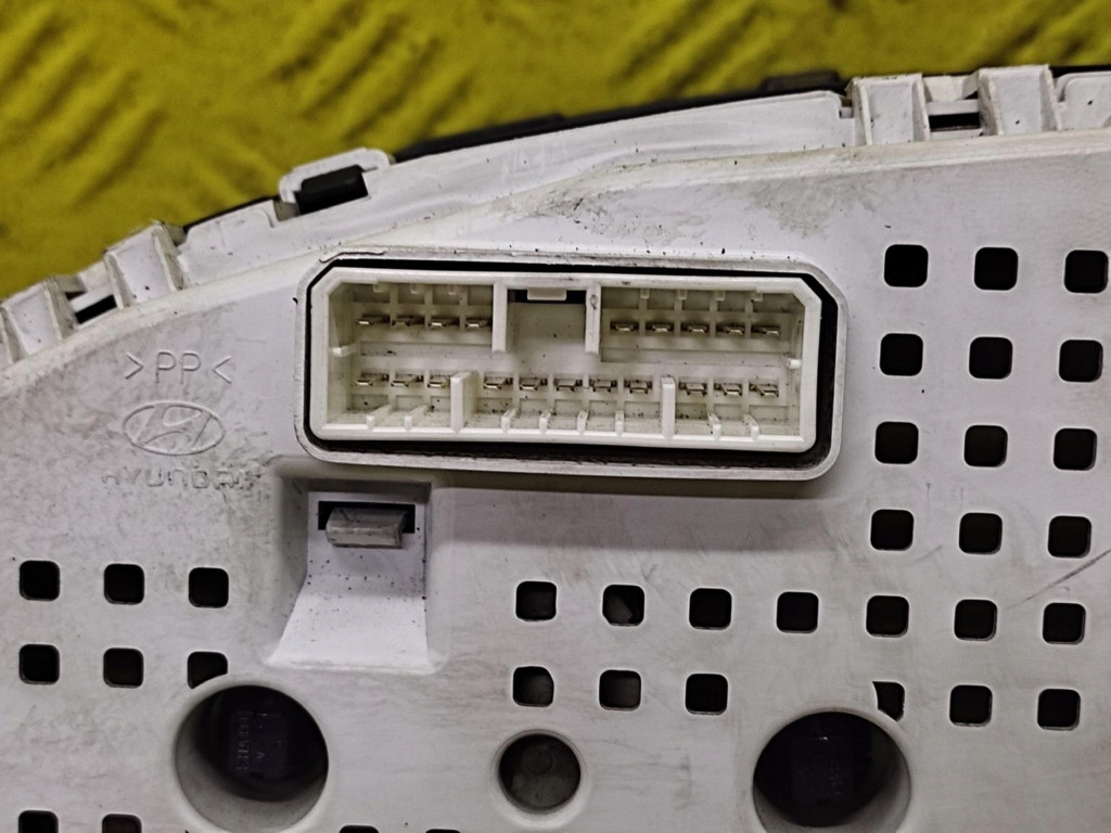 HYUNDAI GETZ 1.5 CRDI dials 940051C620