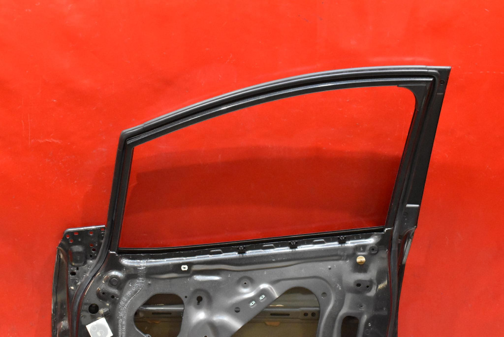door right front front SZARE OPEL AMPERA-E 17-20