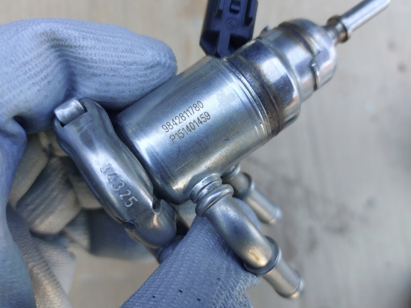 injector ADBLUE OPEL COMBO E 1.5 dCi new 23r