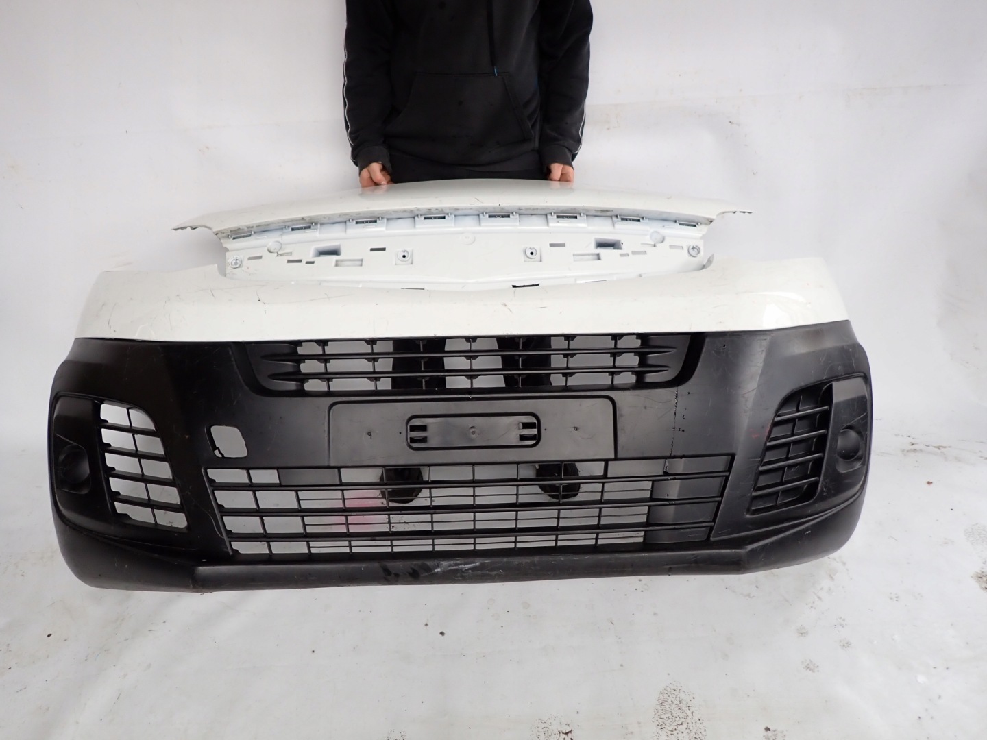 OPEL VIVARO C ZAFIRA D 19- bumper front front 9833129877