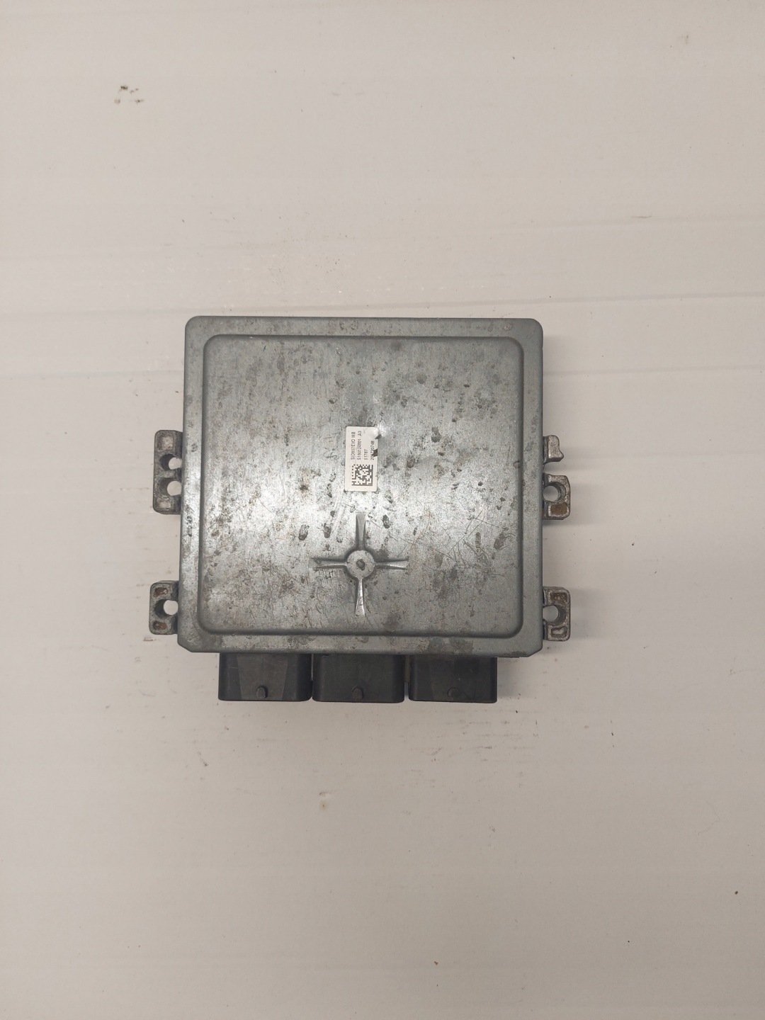 control unit of the engine FORD C-MAX MK2 1.6 TDCI AV61-12A650-YC