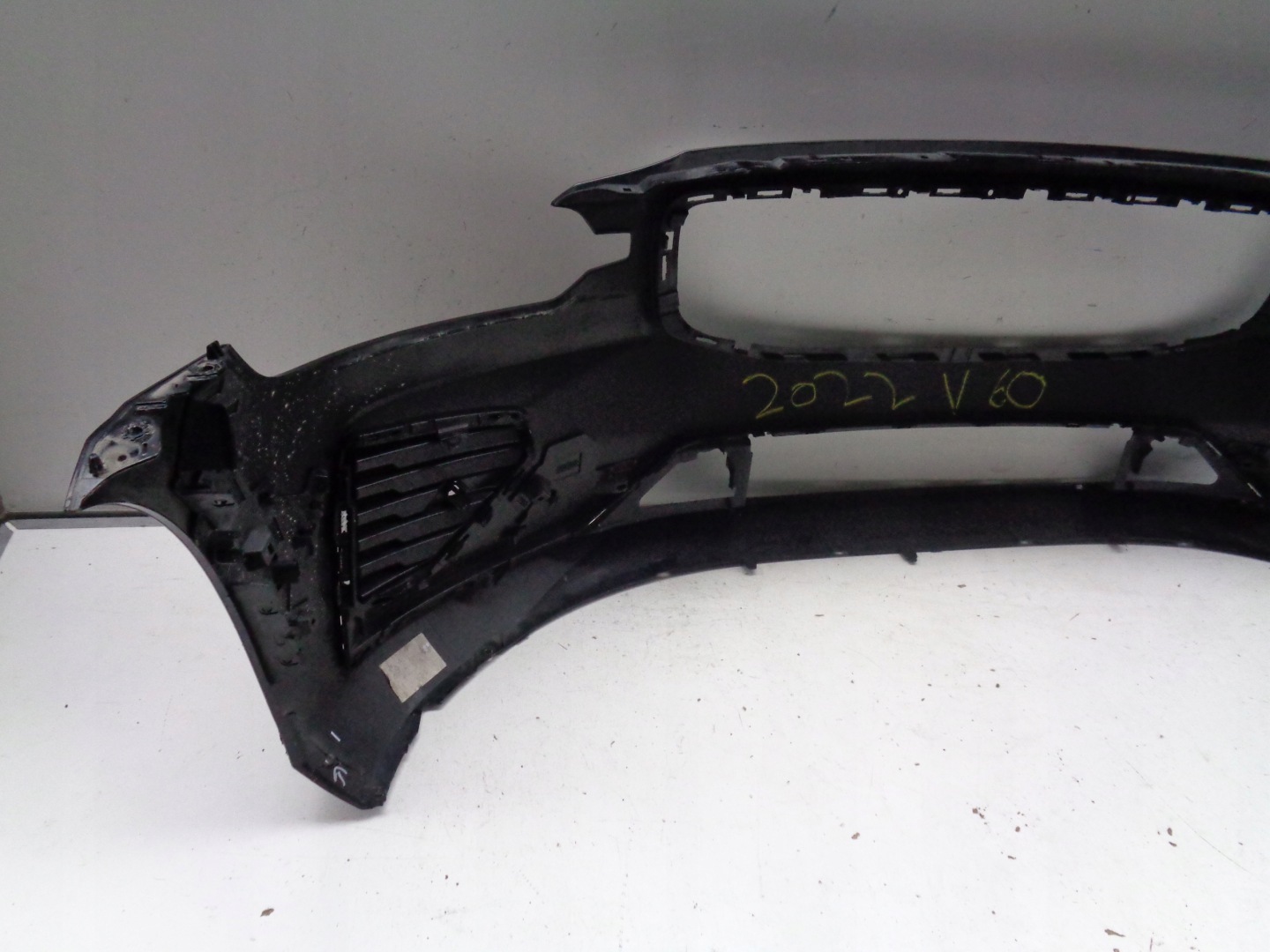 front bumper VOLVO V60 S60 18- R-design 34585