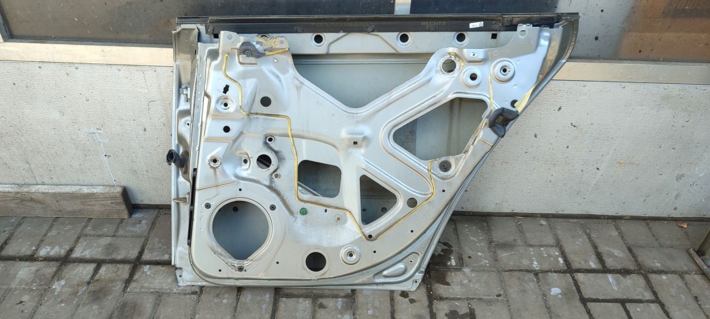 Tür heck hinten rechts Audi A4 B7 kombi LY7G