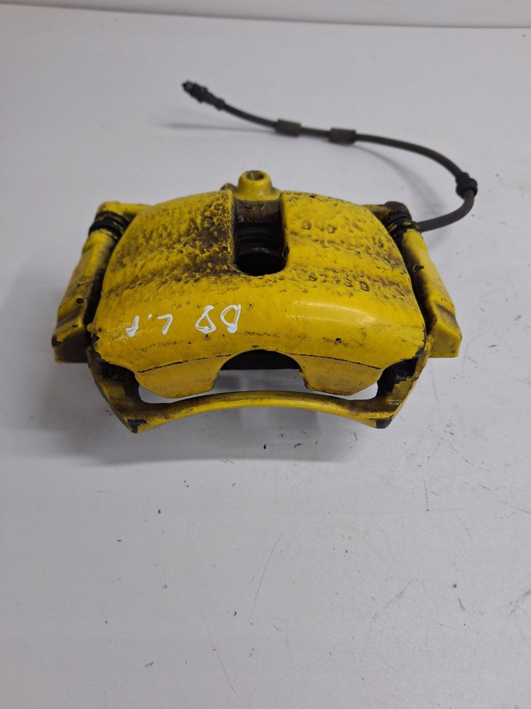 VW PASSAT B8 GOLF VII AUDI A3 8V caliper brake front left 6799D