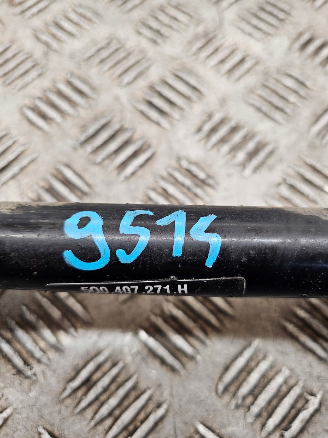 OCTAVIA III 3 5E A3 8V GOLF 7 VII semi-axis left front front 5Q0407271H