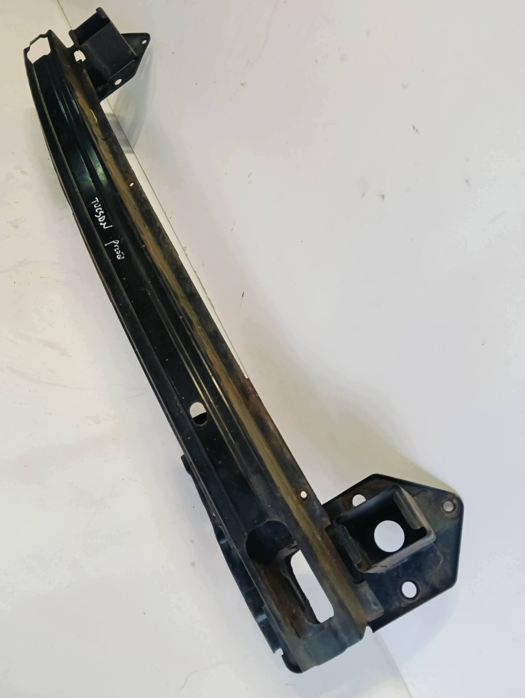 bumper support pillar front HYUNDAI TUCSON and 2.0 16V 00001