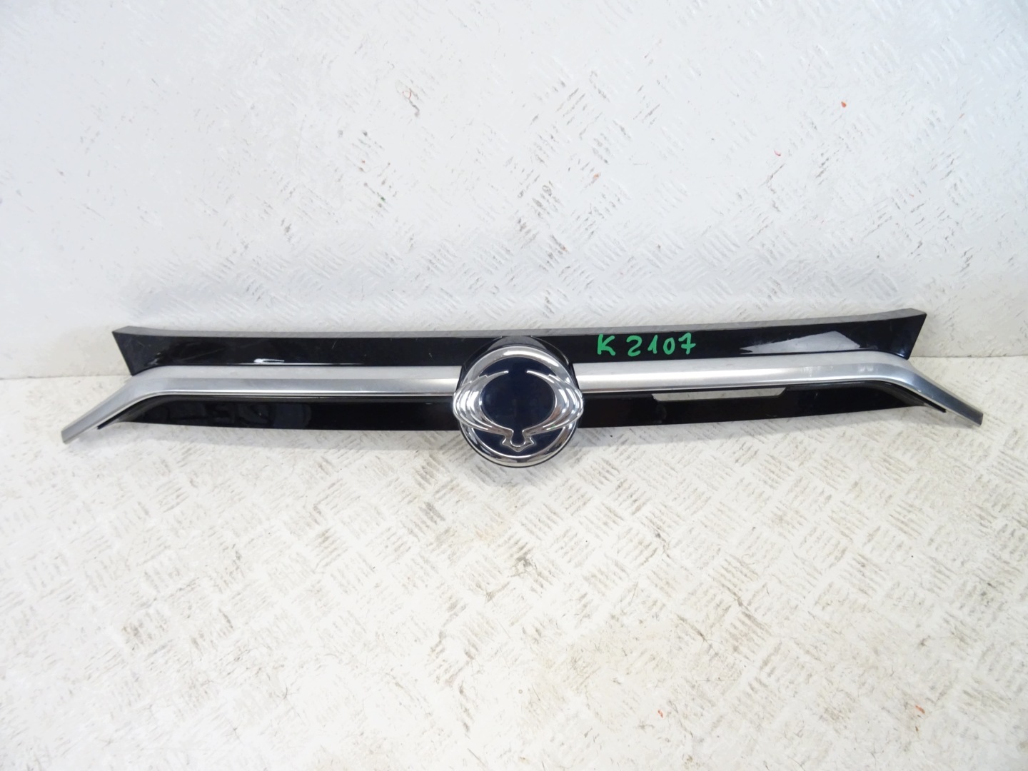 grill grille front front SSANGYONG KGM KORANDO IV K78751-37000