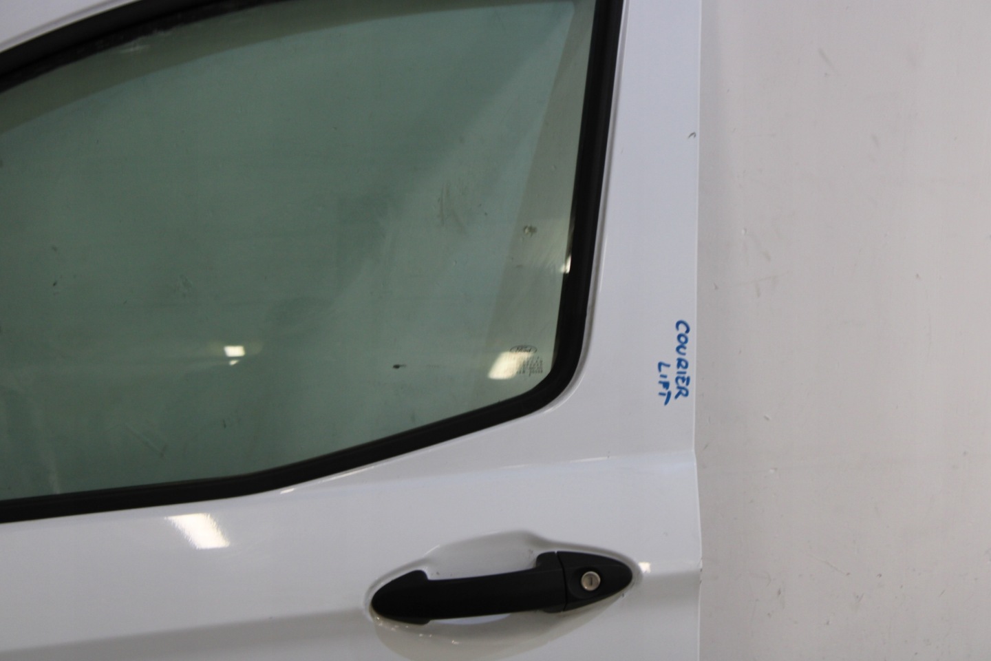 door left front front FORD TRANSIT COURIER LIFT 2018-2023