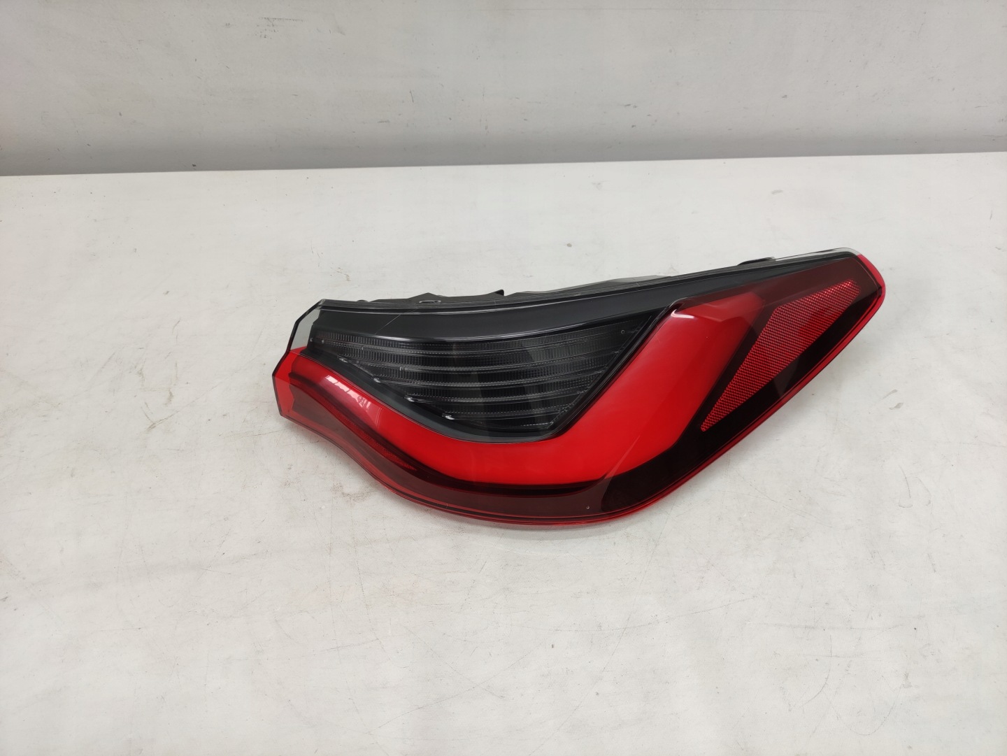BMW 4 G22 G23 20- light right rear part original EUROPA