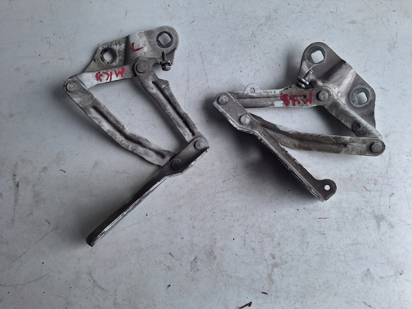 FORD TRANSIT MK8 13-18 hinge bonnets left