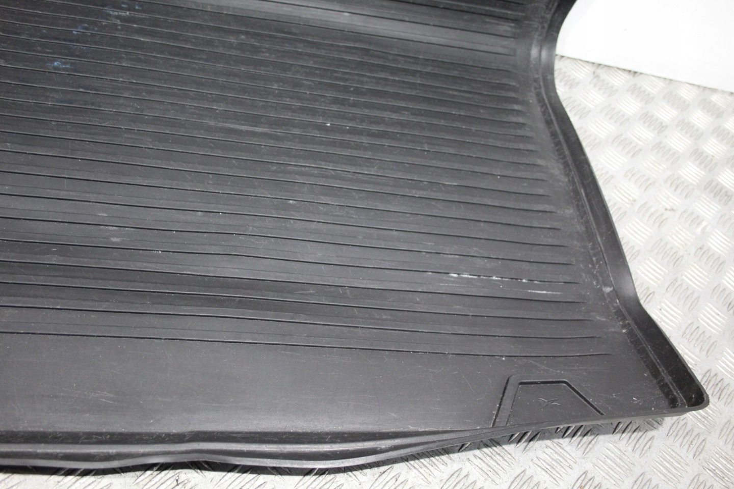 wiper boot AUDI A4 B9 8W 8W0 8W9