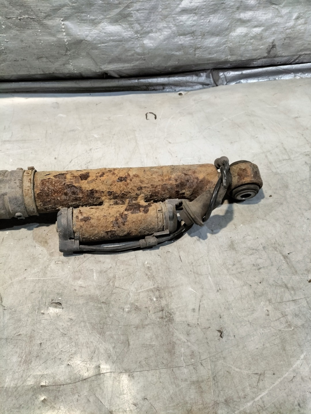 Stoßdämpfer heck rechts MERCEDES W220 98-05 3.2B