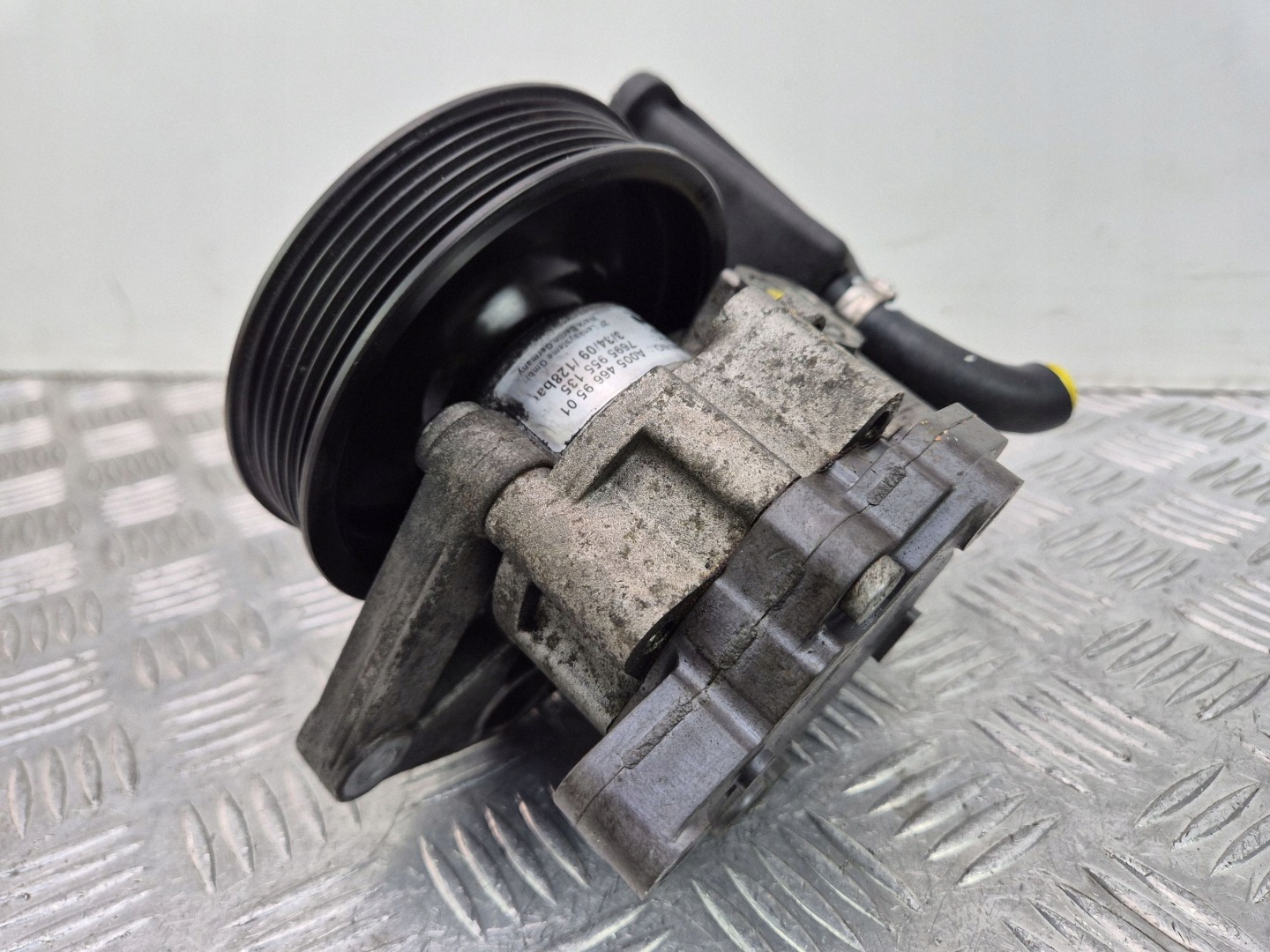 Mercedes C280 W204 servo pump A0054669501 272.948