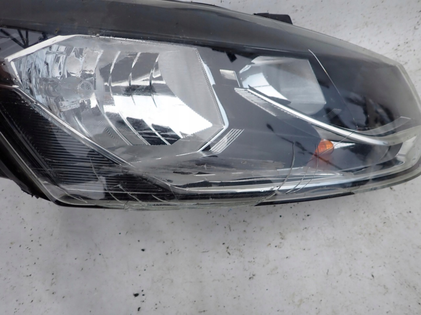 VW POLO V 6C LIFT 14- light right front PUSZKA