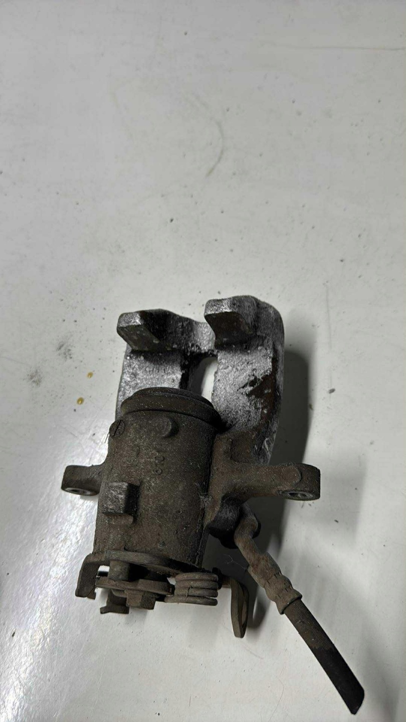 caliper rear part right OPEL INSIGNIA A 08-17 2.0 CDTI