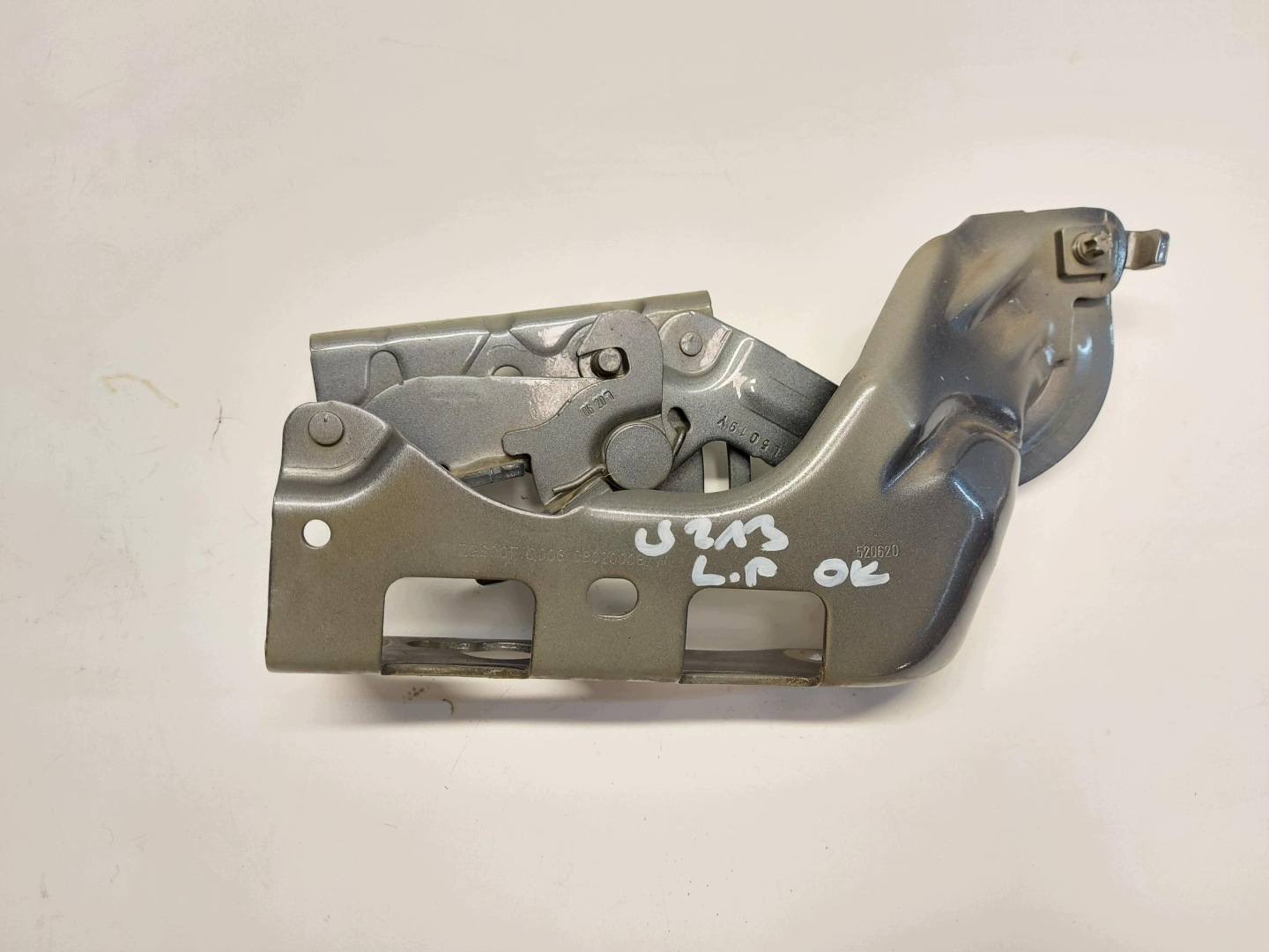 MERCEDES W213 E300de Kombi hinge bonnets front left