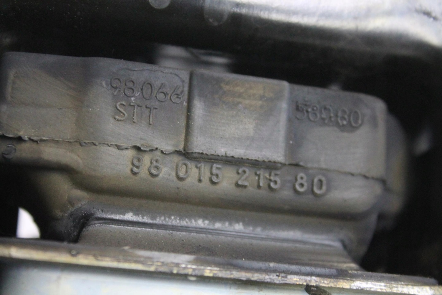 engine mount 9801521580 CITROEN DS3 II 16