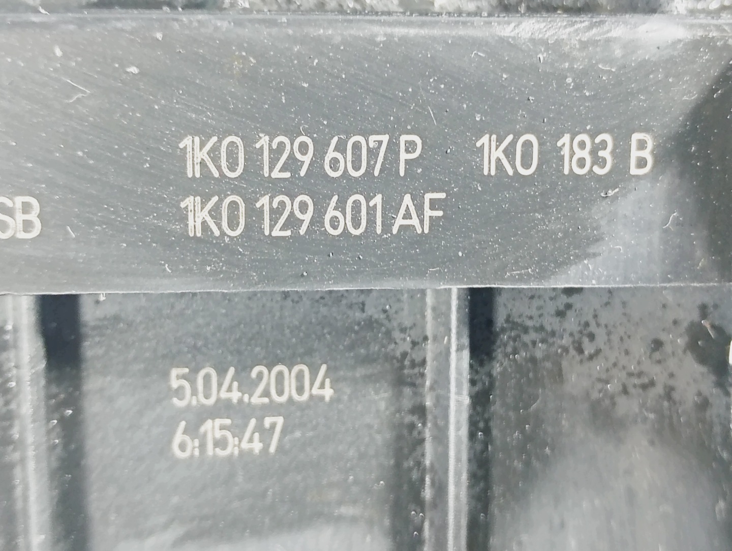 luftfiltergehäuse OE 1K0129607P VW CADDY 3 III 04-10