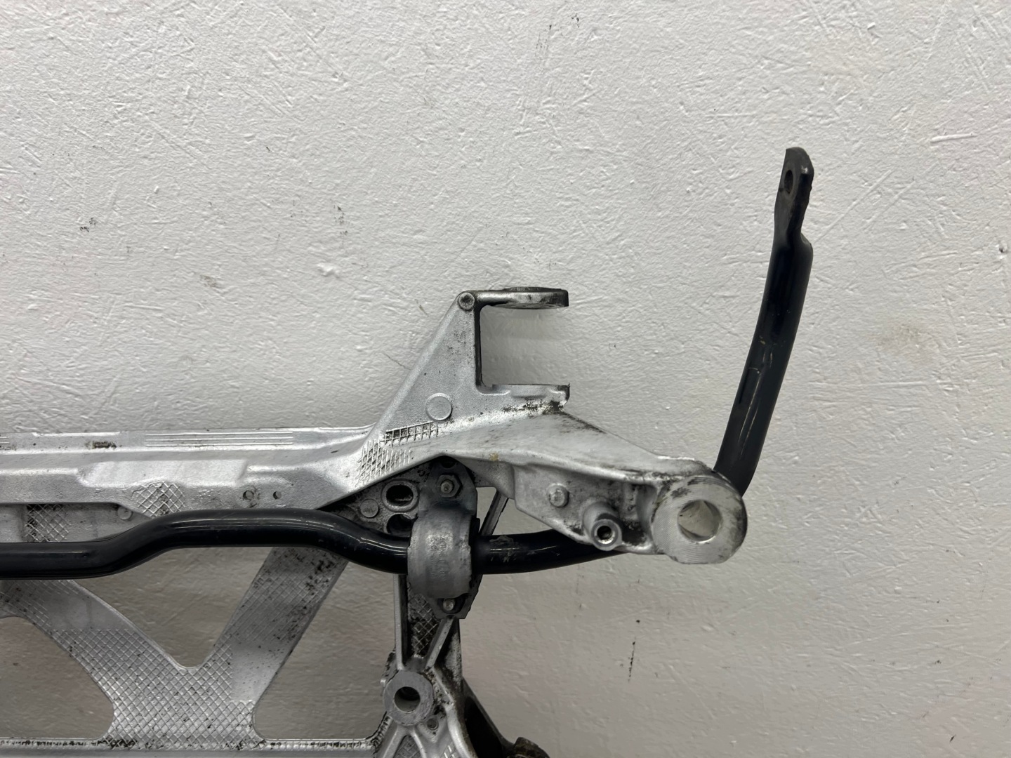 AUDI A3 8V VW GOLF VII subframe axle beam below engine LAWA sider 5Q0199369G