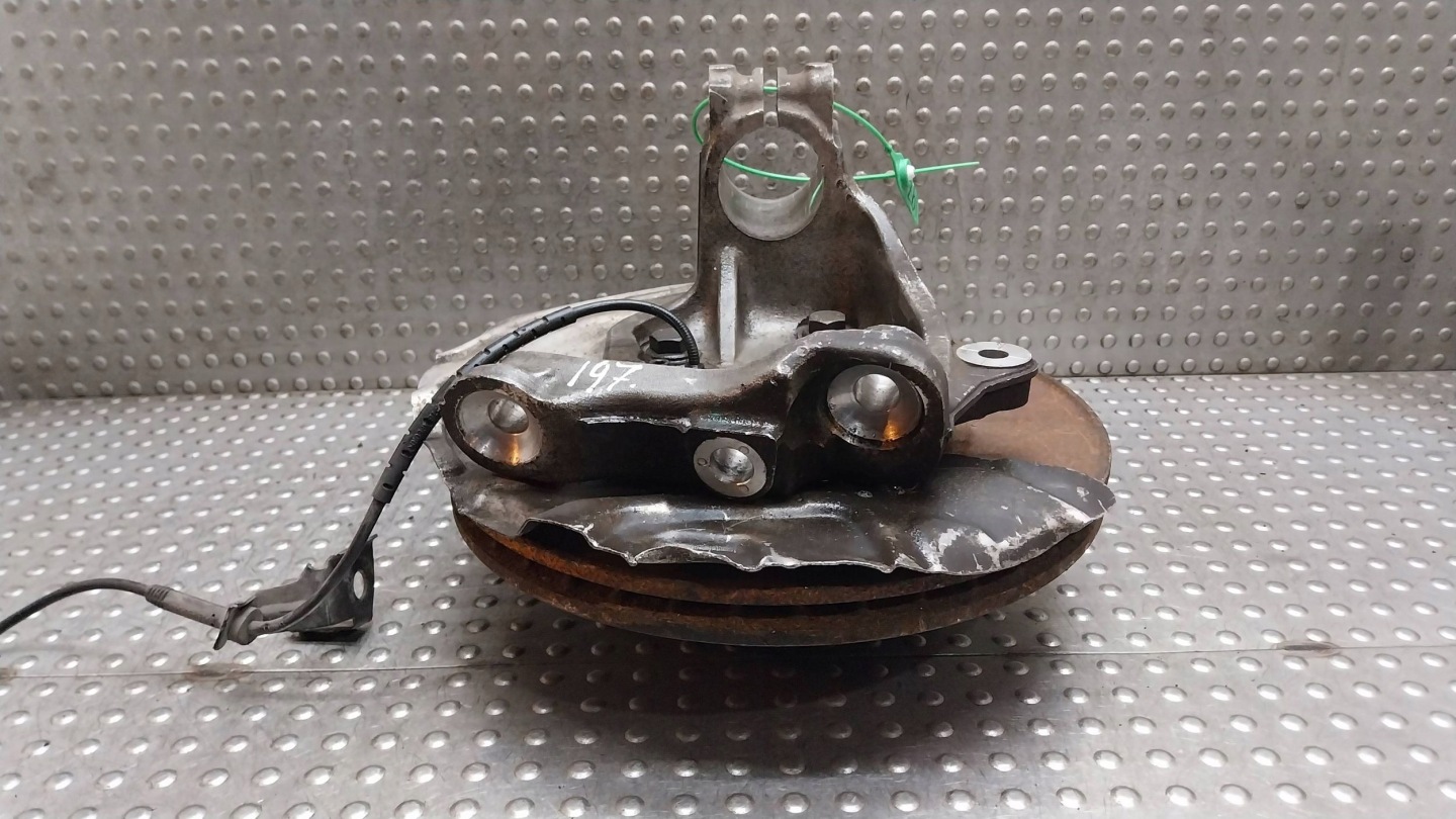 swing of the pivot right front 6773210 BMW E90 E91 E92 E93 E81 E82 E87