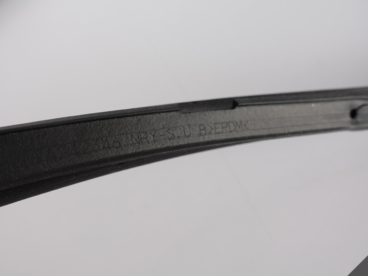 LEXUS NX 14-21 tyres gasket door right front