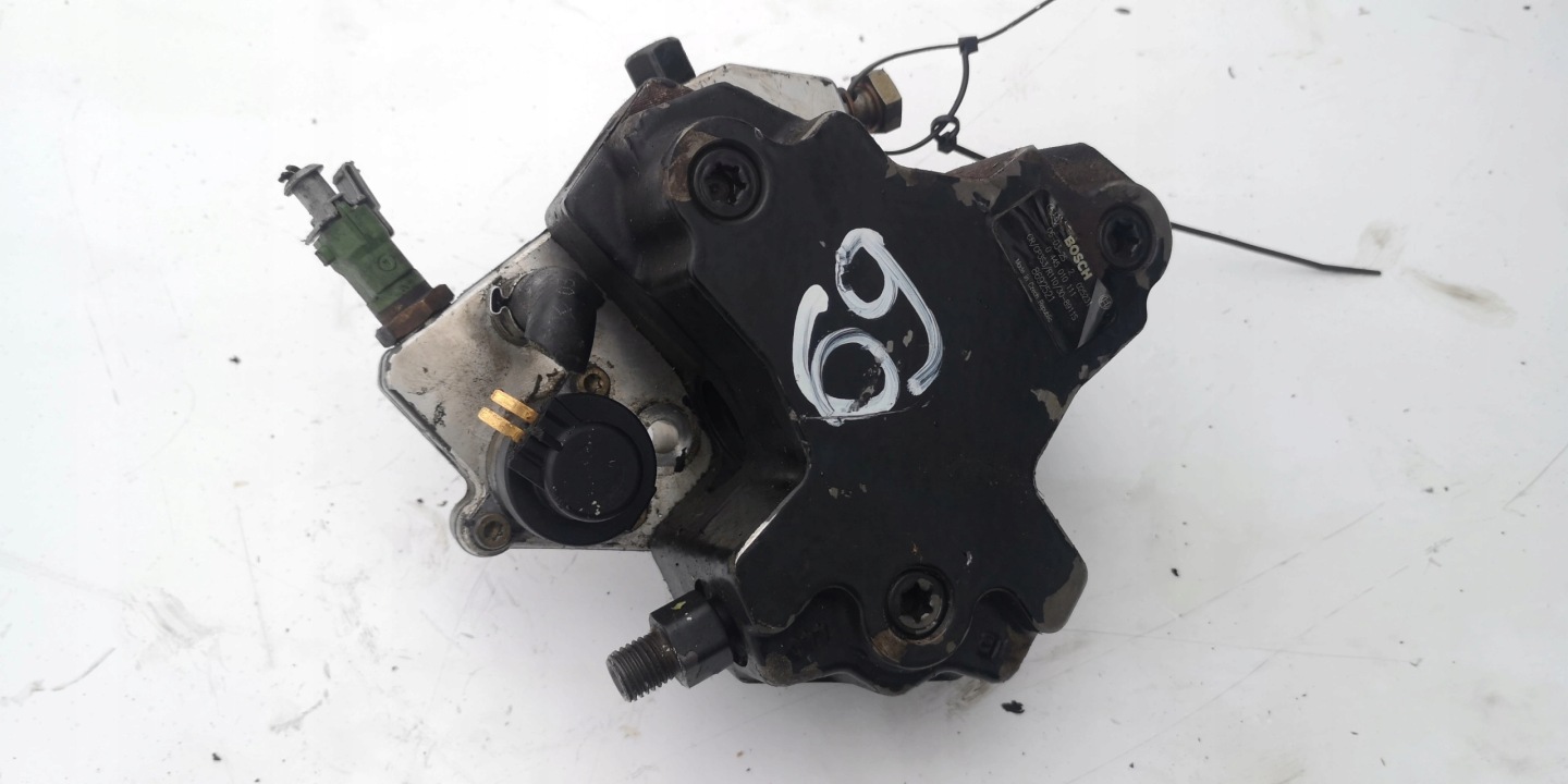 VOLVO XC 0445010111 injection pump