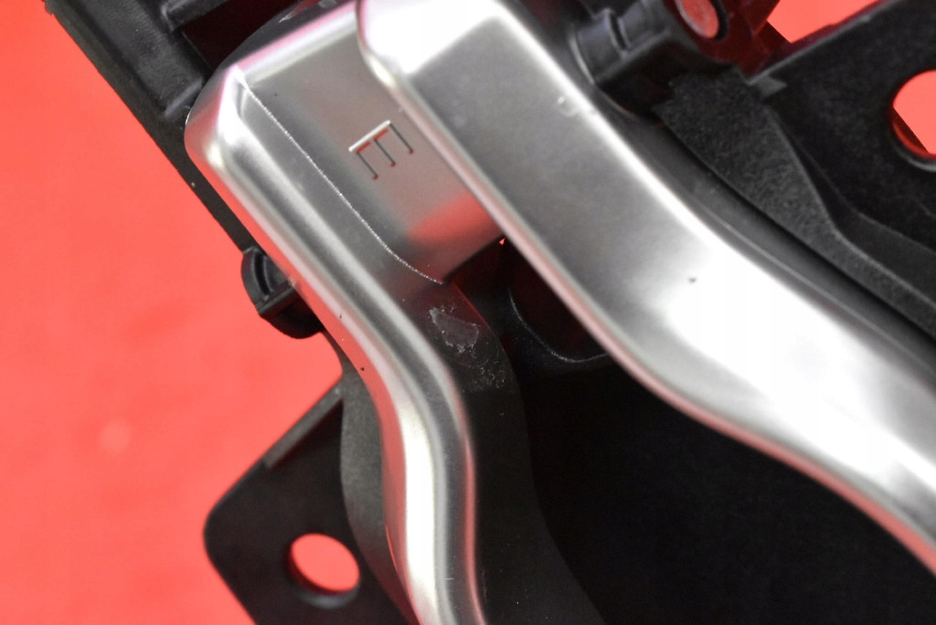 handle inner left front SREBRNA 82613-R2000 KIA SPORTAGE 5 V 21-25