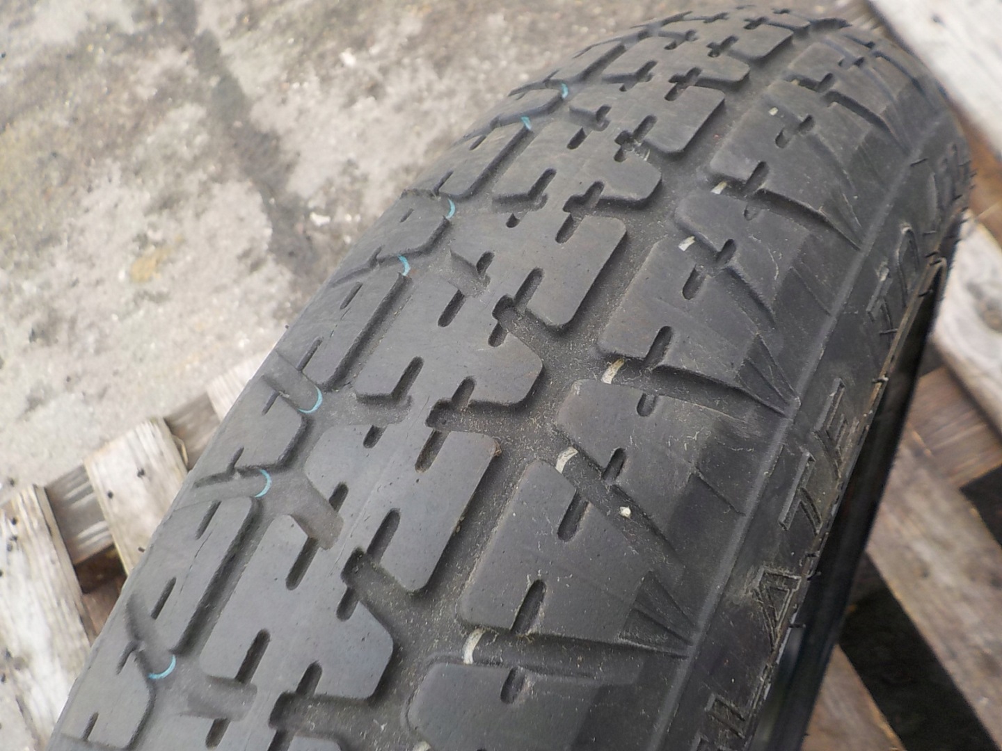 MITSUBISHI LANCER VII Roue de secours R16 4x114.3 125/70/16