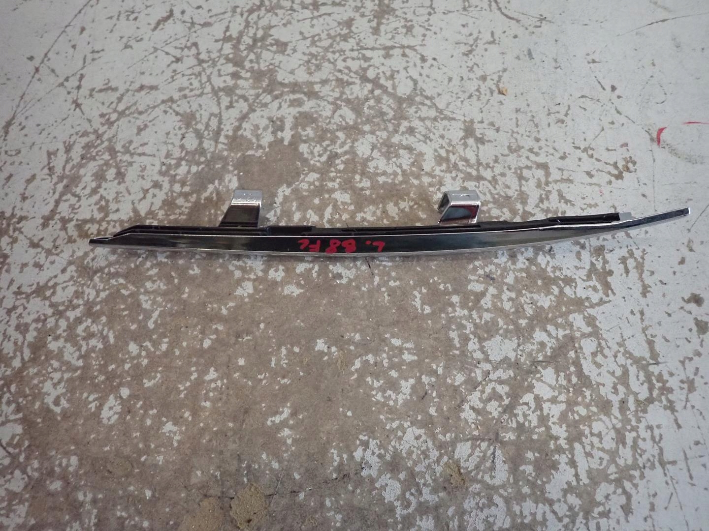 Chrom lights left front VW PASSAT B8 3G0941119E