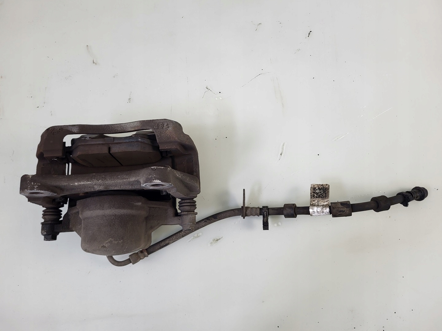 caliper brake left front front 2.0 cdti OPEL INSIGNIA B 84120872
