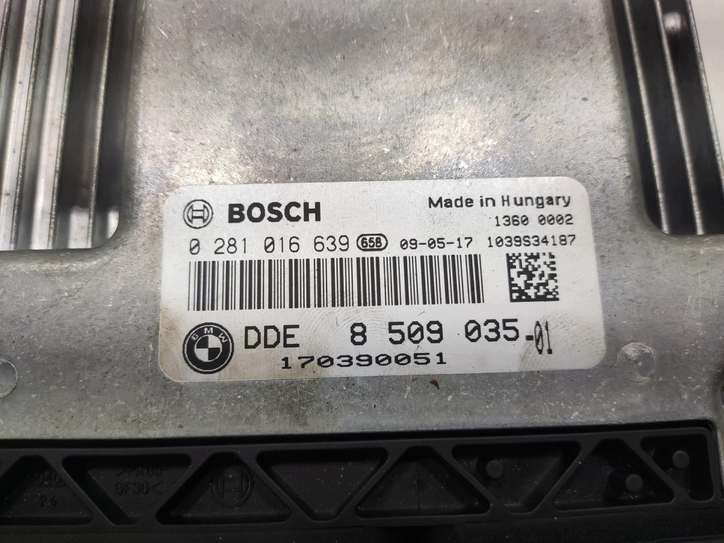 control unit computer of the engine BMW X6 E71 3.0D 2007-2012 8509035