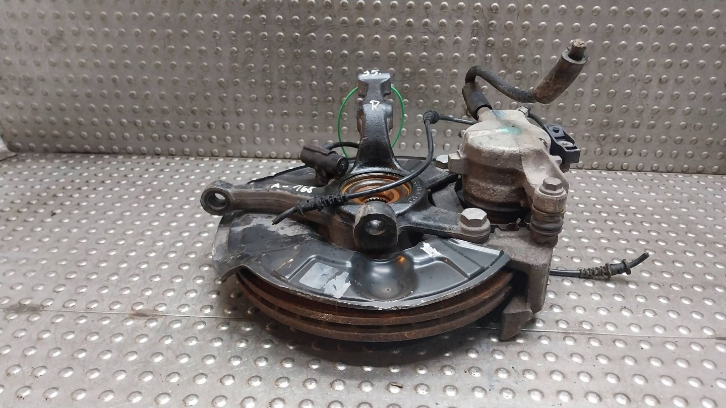 otoč čepu třmen pravý předek 6813 MERCEDES A W168