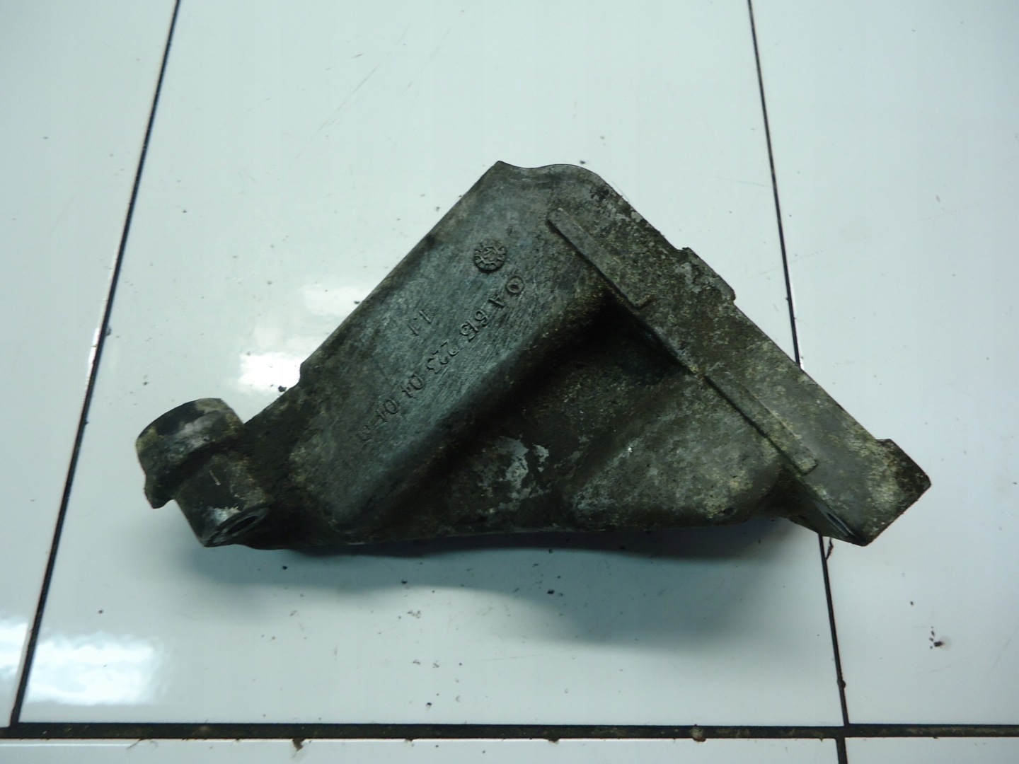 MERCEDES W211 3.2CDI engine mount A6132230404