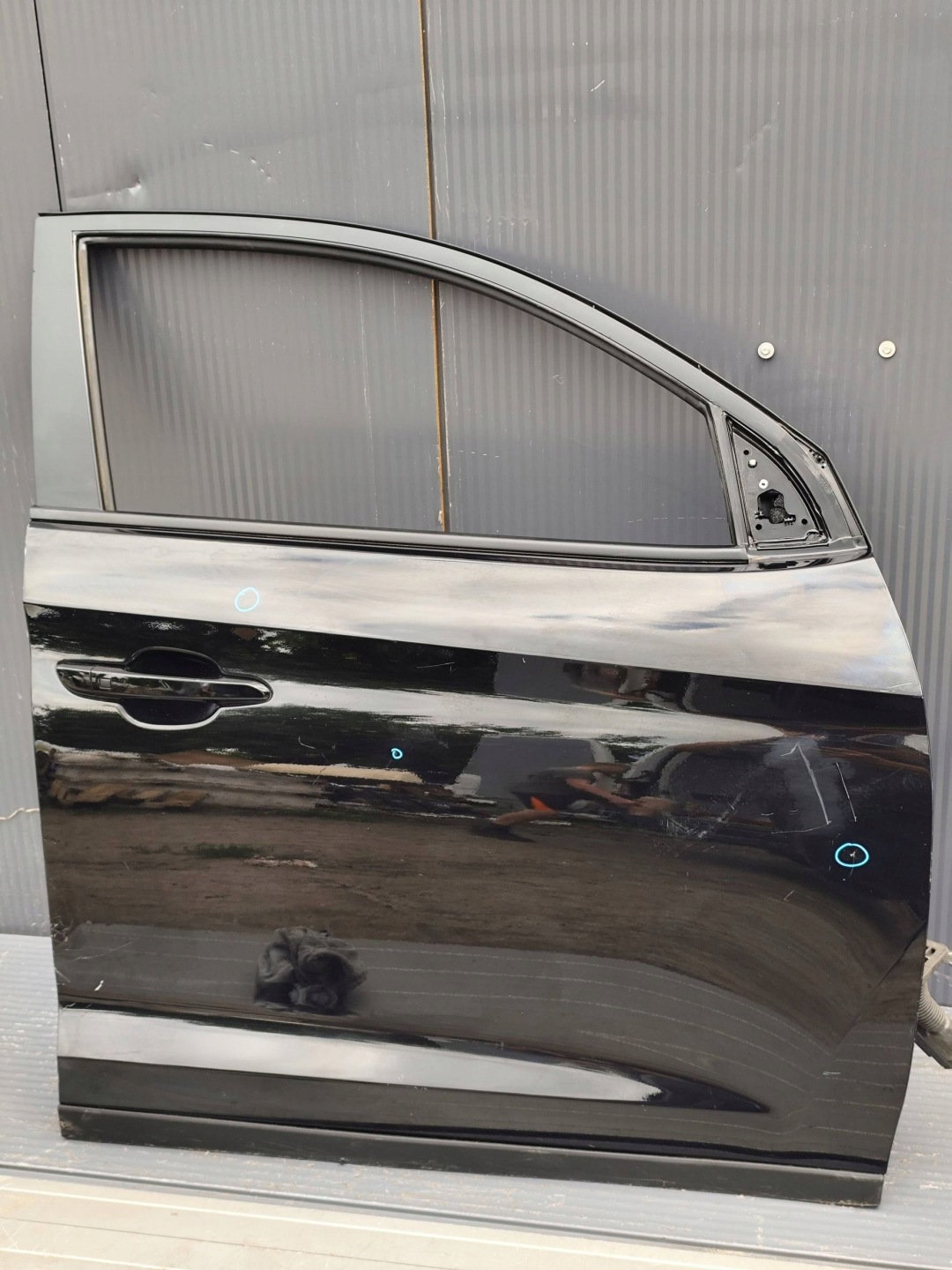 HYUNDAI TUCSON III door front right complete