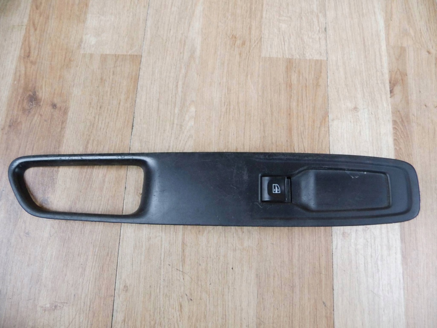 Renault Captur panel window control switch right front front 809603269R