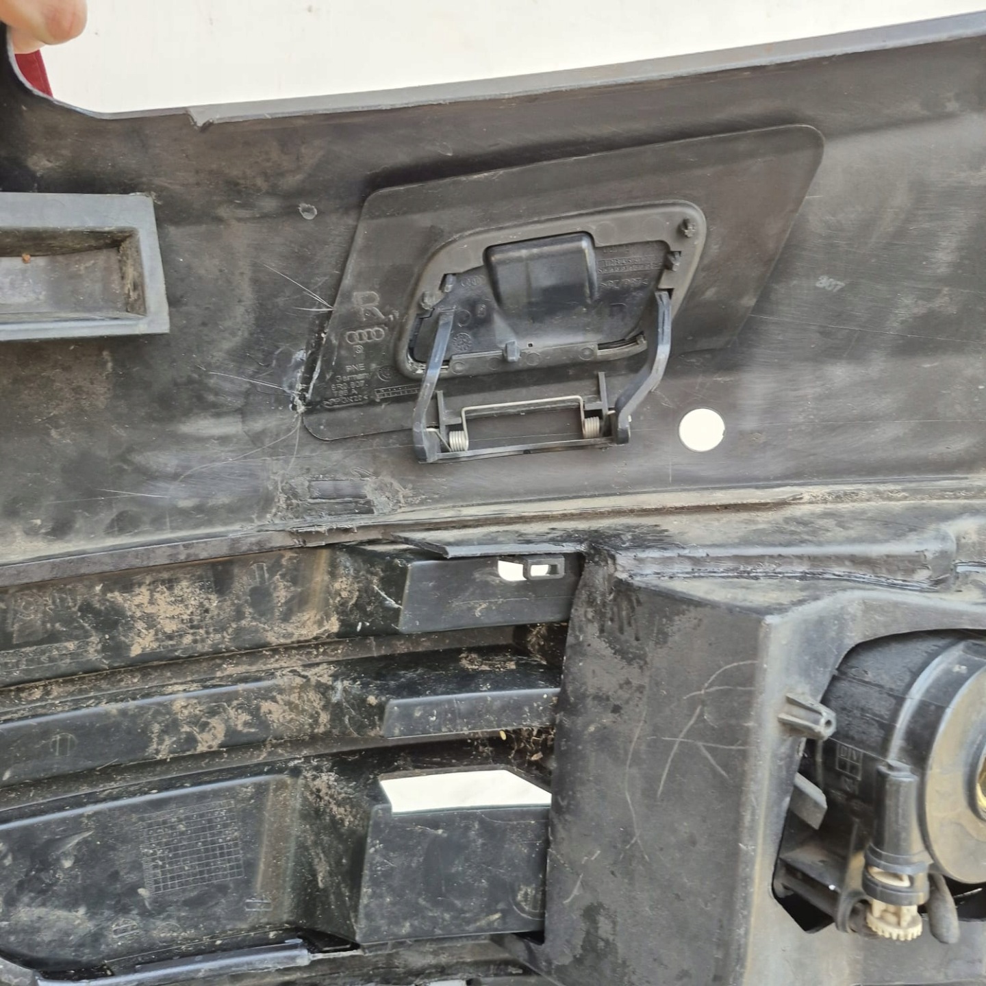 AUDI Q5 and 1 8R 08-12 bumper front front washer PDC