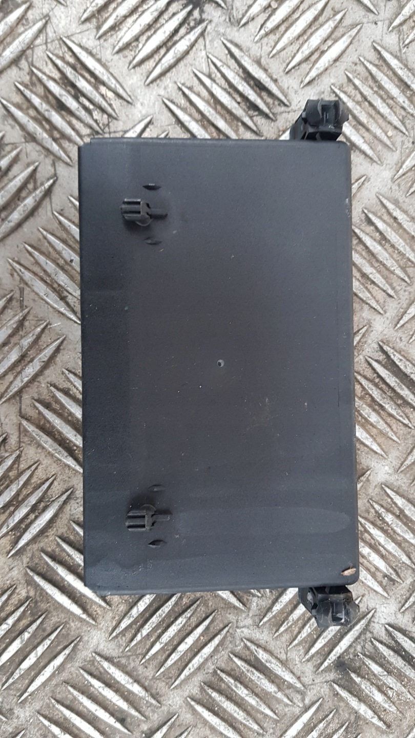 MERCEDES W203 module door right front 2038205626