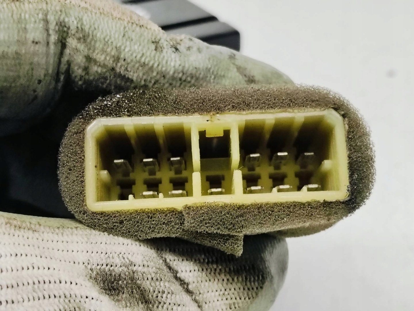 window control switch SSANGYONG MUSSO 2.9 D 85820-05000