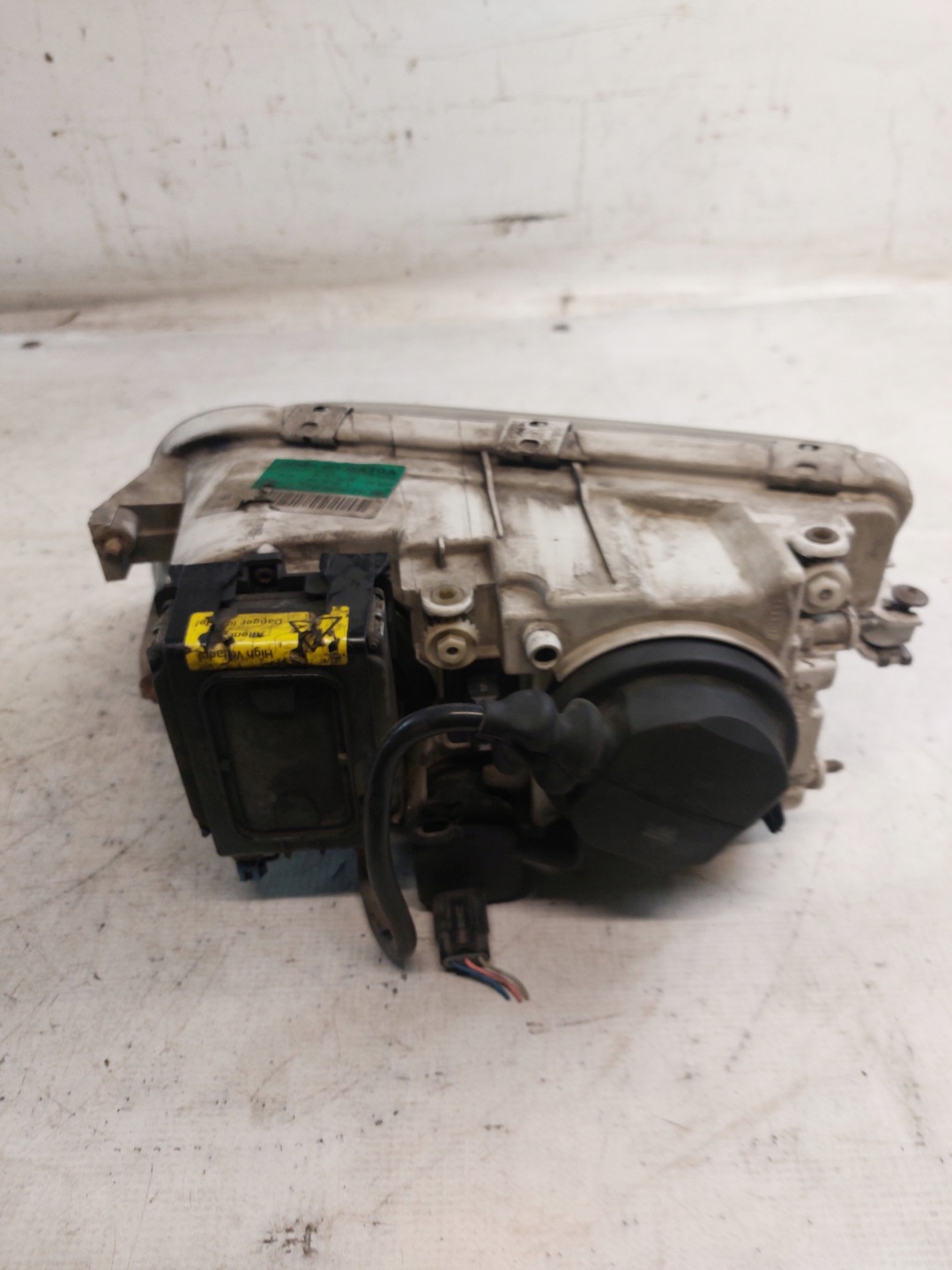 light right front VOLVO V40 FL