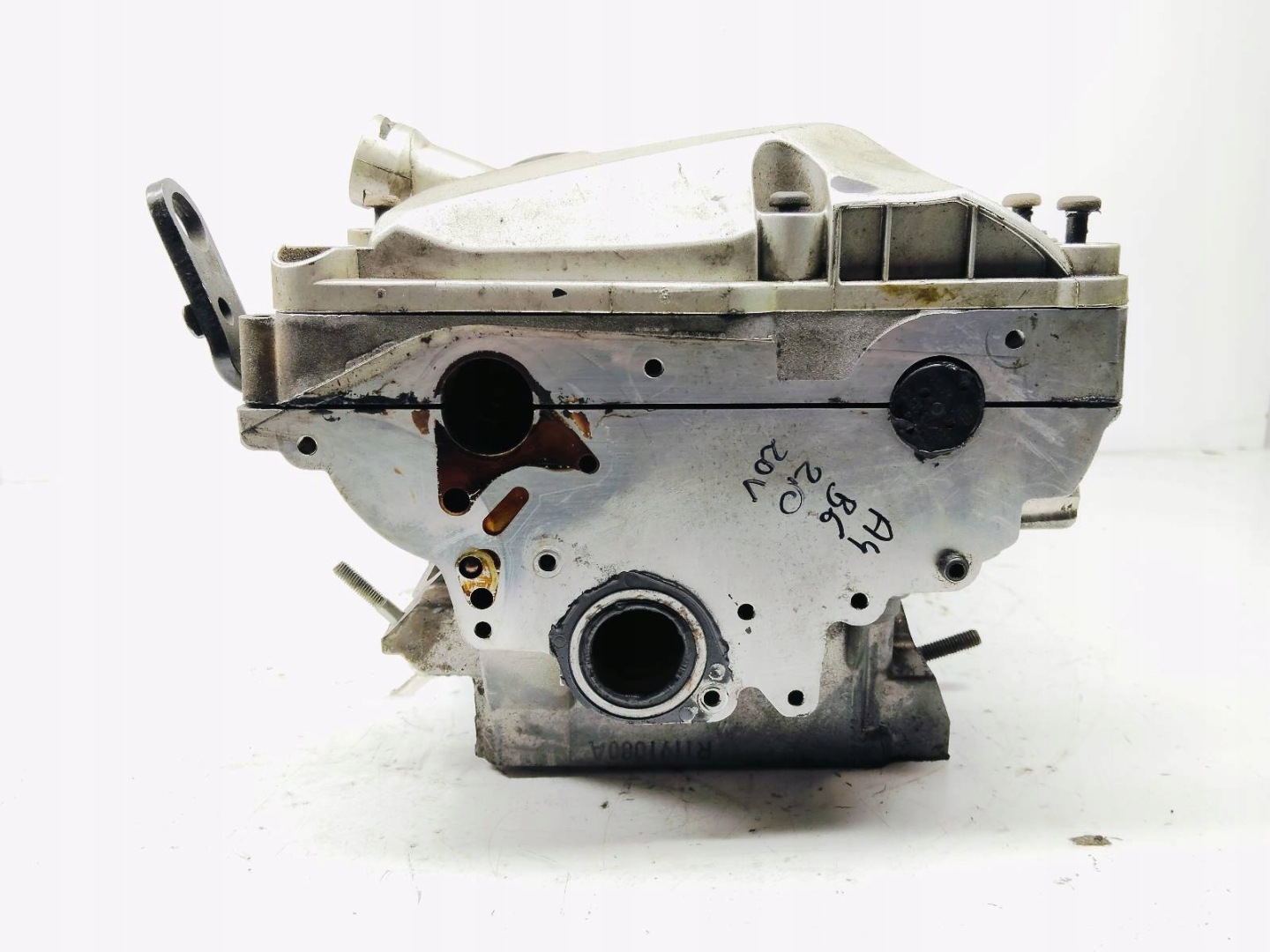 TESTATA Audi A4 B6 2.0 20V 06B103373AM