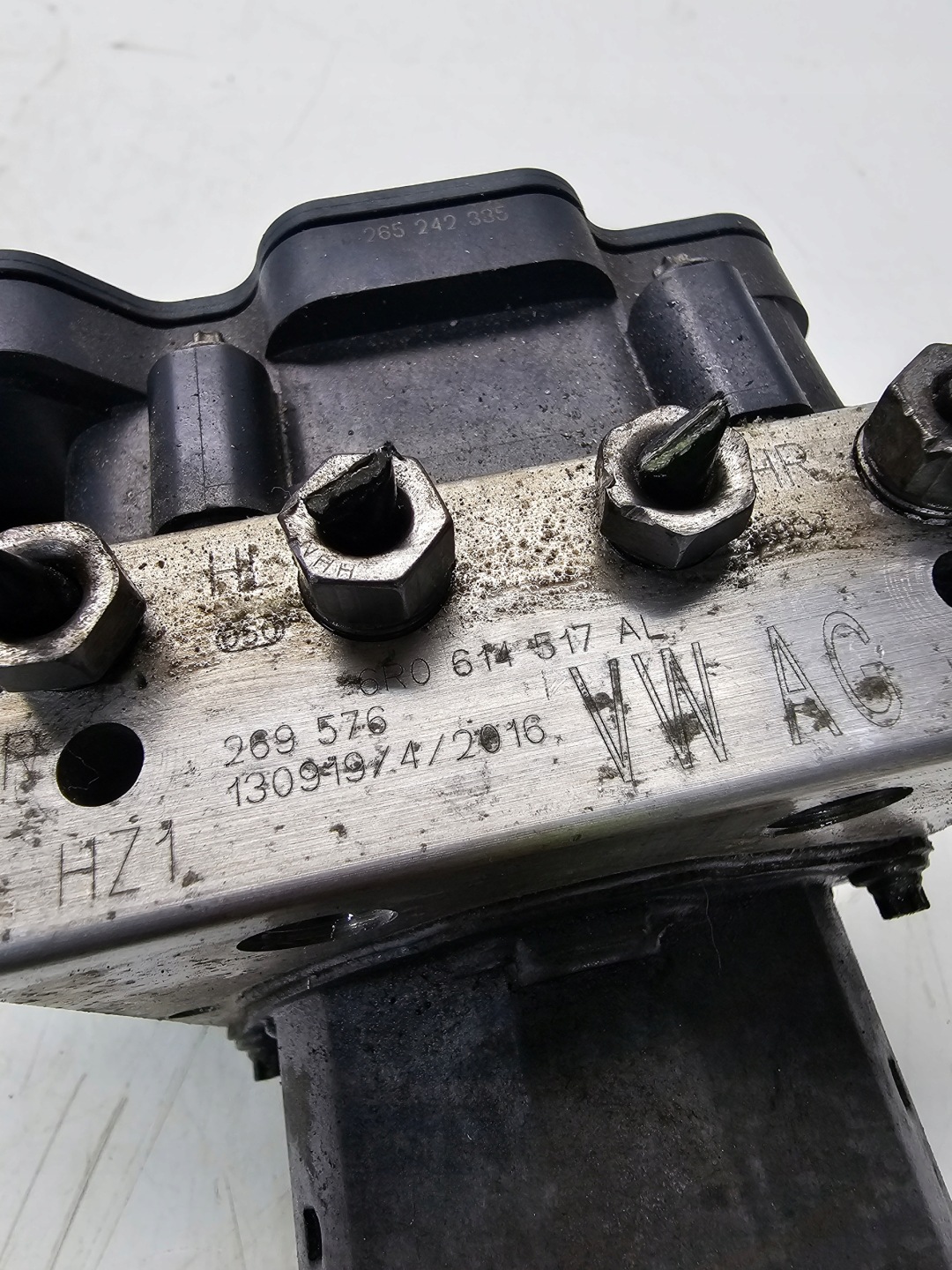 pump control unit ABS ESP AUDI VW SEAT 6R0907379BA
