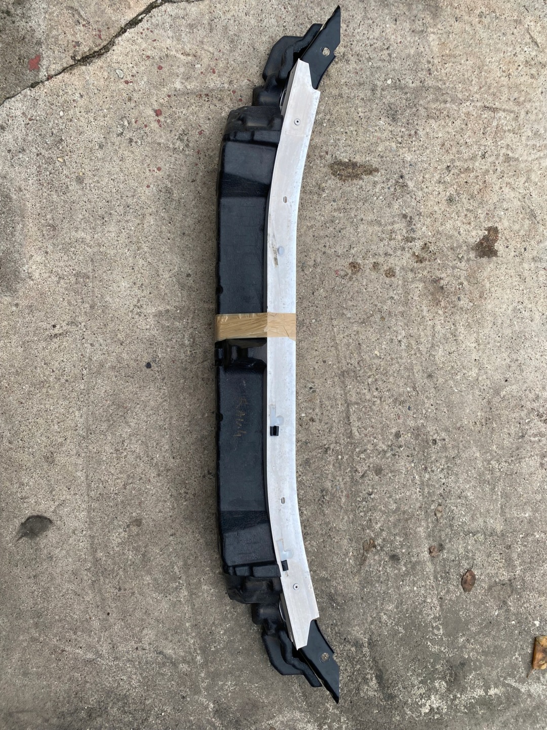 TOYOTA RAV4 V 19- bumper support front