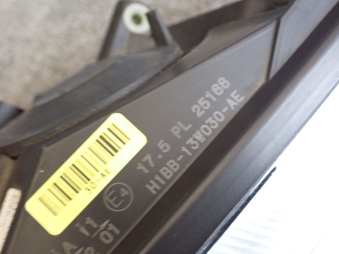 FORD FIESTA MK8 VIII 17- reflektor left light left