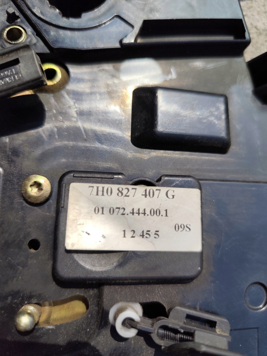 VW T5 lock bonnet boot 7H0827407G