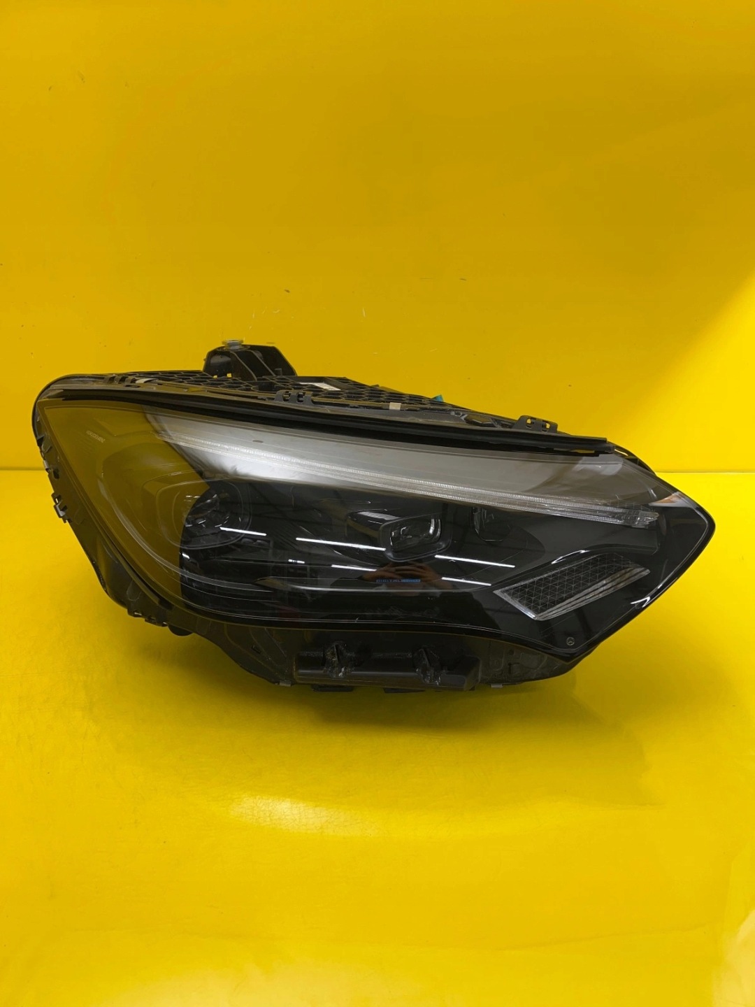 light right Mercedes EQE W295 A295 Full Led A2959062001